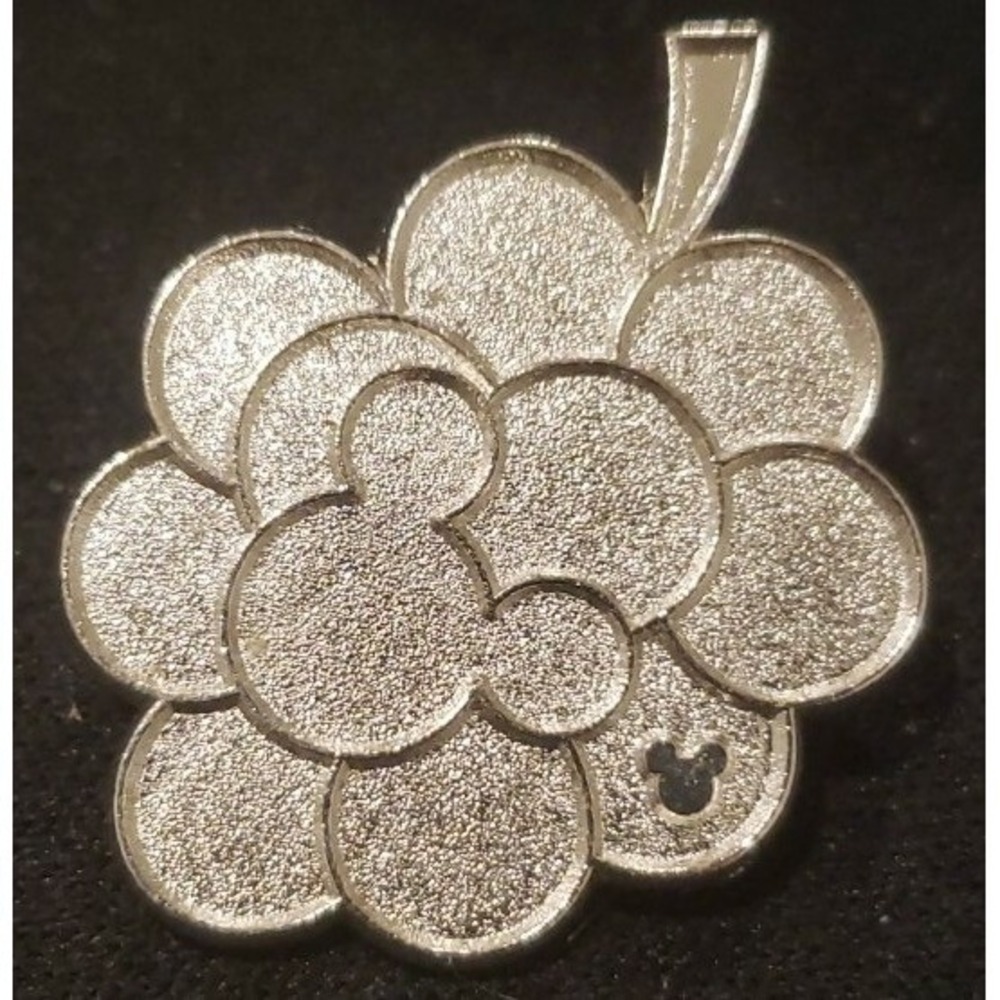 Disney Pin CHASER Hidden Mickey Fruit Grapes 119812‎ WDW 2017